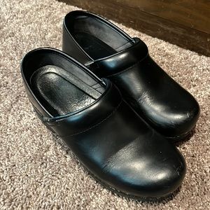 Dansko XP Clogs